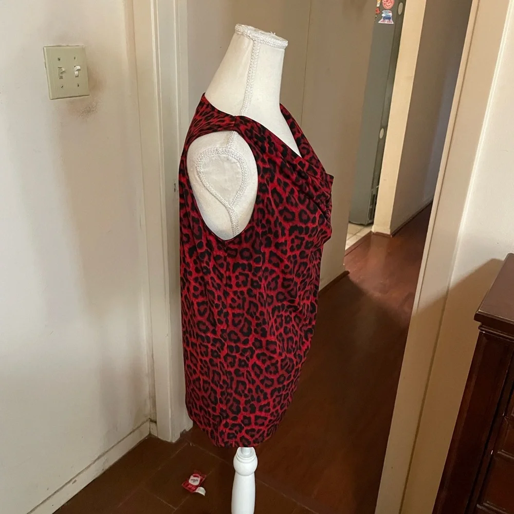 Michael Kors Red Black Animal Print tank top cowl neck SMALL gold bar sleeveless - Picture 8 of 16